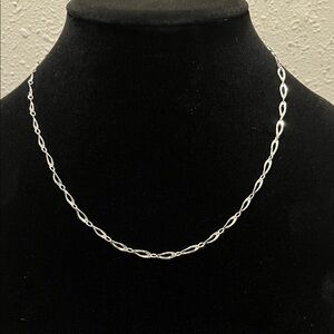 Sterling Silver 925 Marked Stylish Oval Link 18” Unisex Gender Neutral Necklace